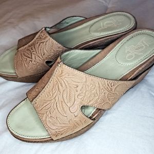 OTBT Hannibal 7.5 Wedge Sandals